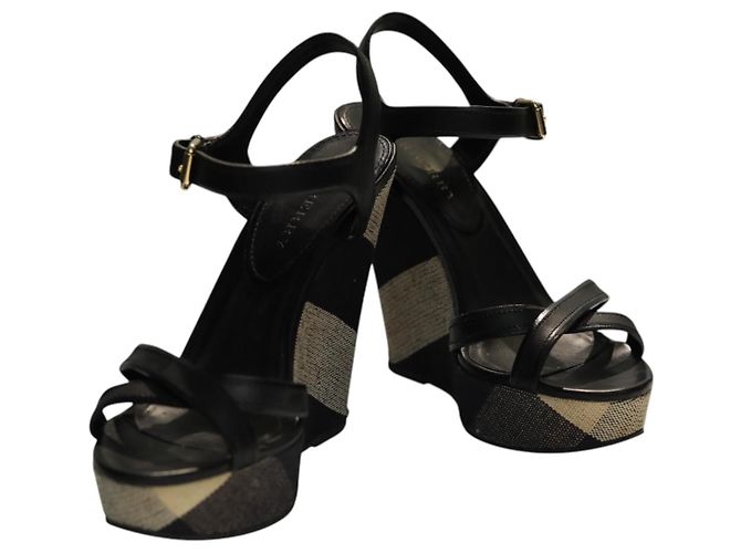 Burberry Tacchi Nero Pelle