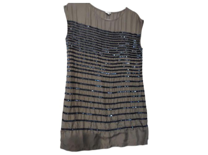Hoss Intropia Seidenkleid Caramel mit blau-schwarzen Perlen Karamell