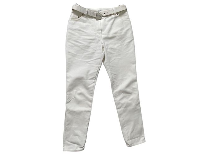 Vaqueros Chanel Blancos de Algodón con Cinturón Removible Talla 40