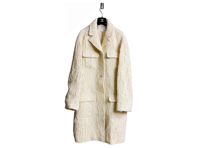 Casaco Chanel Ecru Mohair Lã e Seda Tamanho 40 Fora de branco