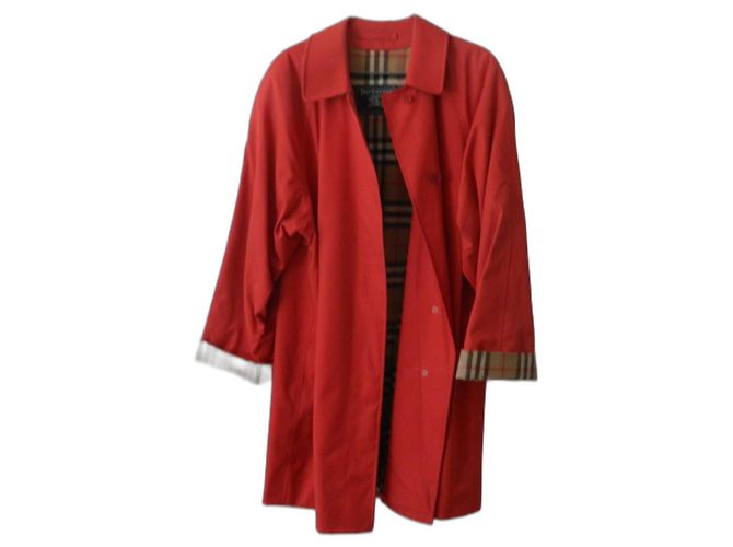 Burberry Mantel Rot Stoff