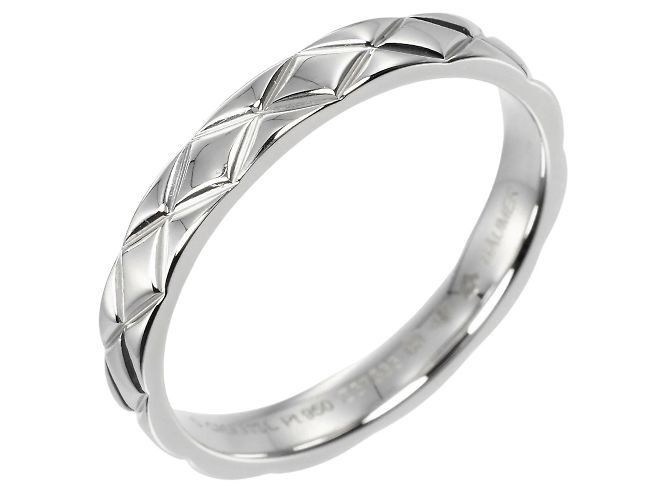Anillo de banda pequeña Coco Crush de Chanel
