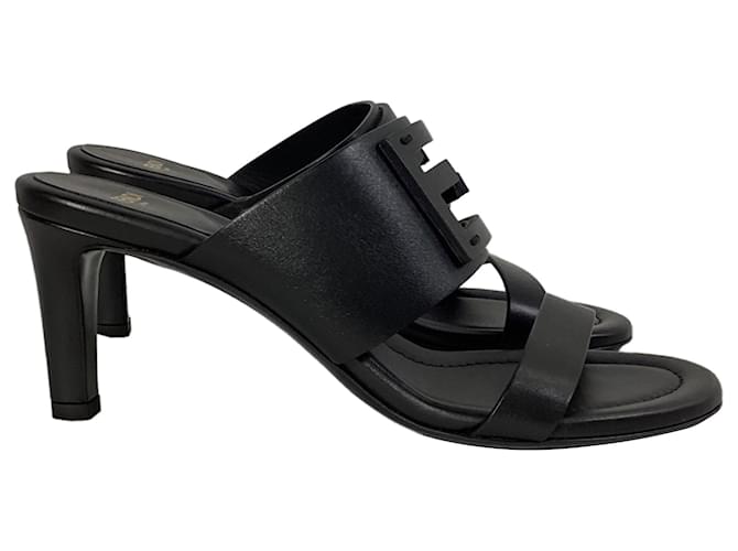 Sandales à talons Fendi Baguette en cuir noir  ref.2193909
