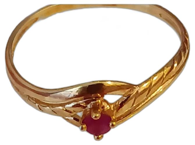 Autre Marque 18-carat gold ring set with a ruby Golden 