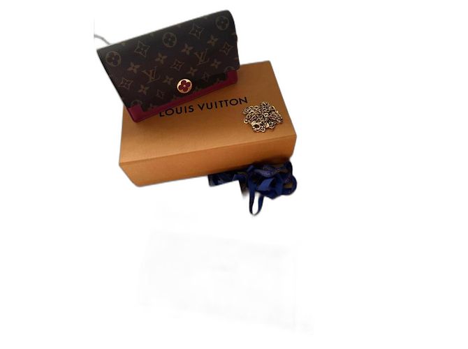 Louis Vuitton Monogram flore Fuschia