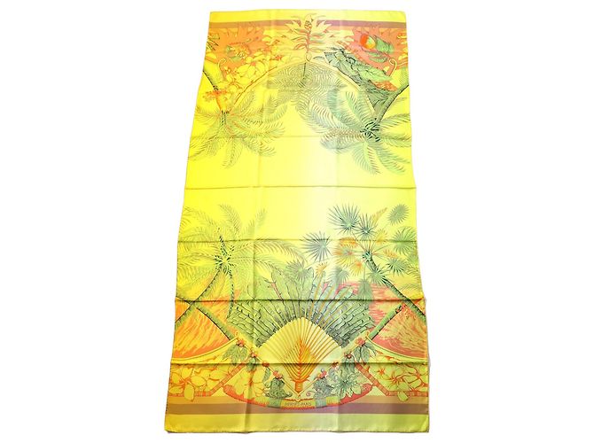 Hermès Bufanda de seda Aloha Rectángulo Hermes Amarillo