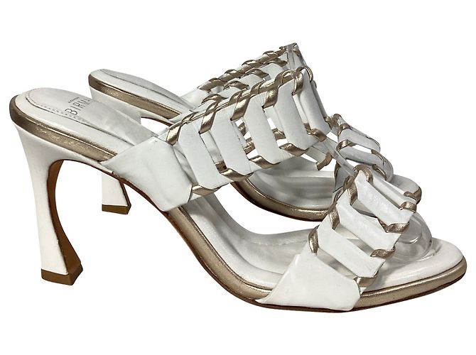 Mules découpées Claire en cuir blanc d'Alexandre Birman Écru