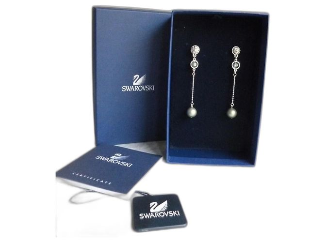 Nuove orecchini in perle e cristalli Swarovski. Argento Grigio Verde chiaro