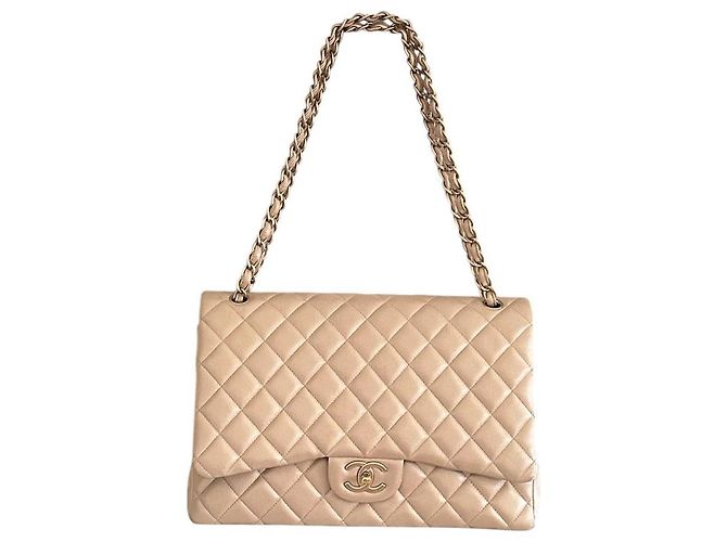Bolsa Chanel Maxi Double Flap Bege em Couro
