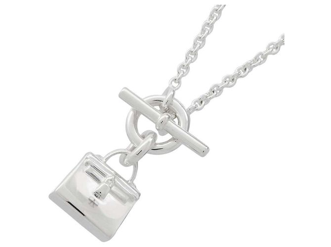 Colar Amuleto Kelly da Hermès em Prata 925