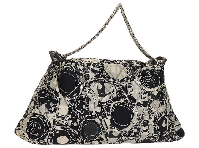 CHANEL Matelasse Chain Shoulder Bag Silk Black Silver CC Auth 120924 Silvery
