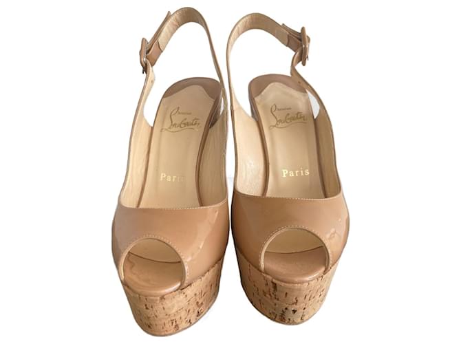 Christian Louboutin Peep Toes Beige Patent leather  ref.2205266