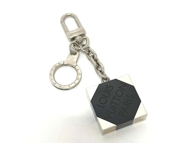 Chaveiro Damier Ebene Louis Vuitton Preto Prata