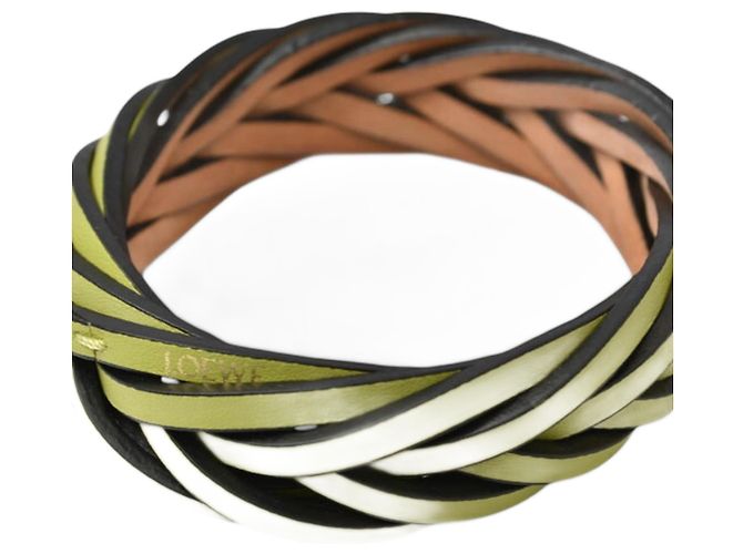 Pulseira de charme de couro verde Loewe