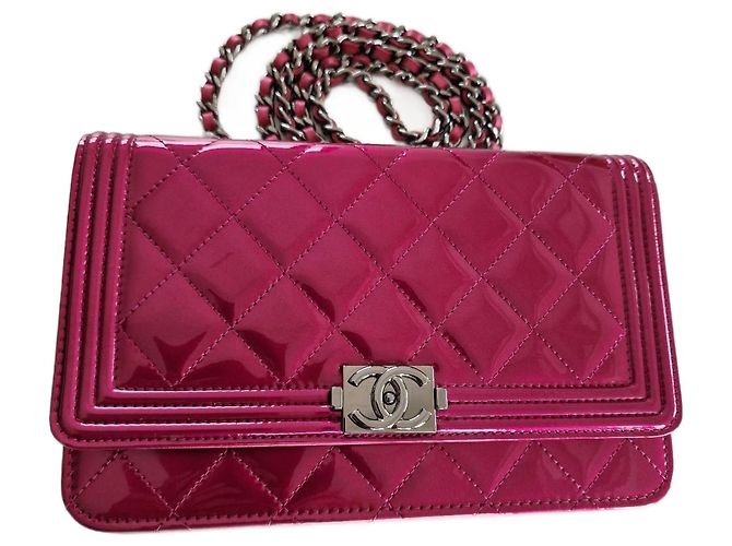 Chanel Wallet on chain BOY Rose