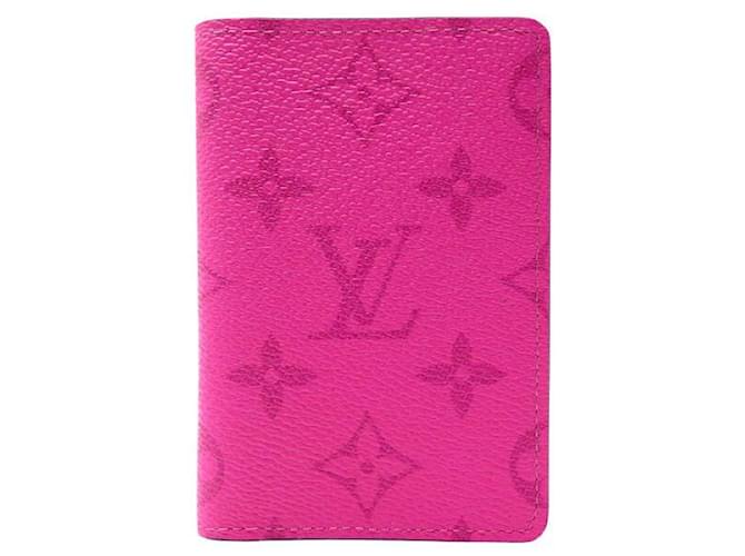 NINE LOUIS VUITTON M82880 CARD HOLDER TAIGARAMA FUCHSIA POCKET ORGANIZER 2023 Fuschia Leather  ref.2213515