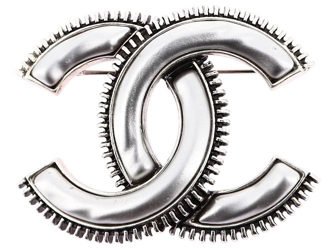 Spilla Chanel Doppia CC Argento