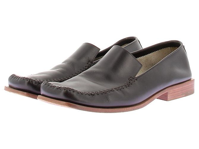 Sneaker Louis Vuitton in pelle nere e bianche Nero