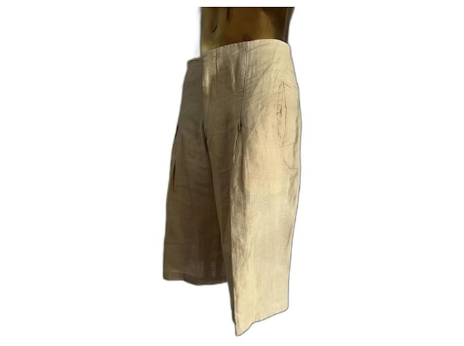 Gianfranco Ferre Vintage BERMUDA by Gianfranco Ferré – The elegancee of "wrinkles" Beige  ref.2216688