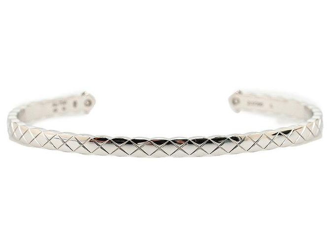 Pulsera Chanel Matelassé Coco Crush en oro blanco