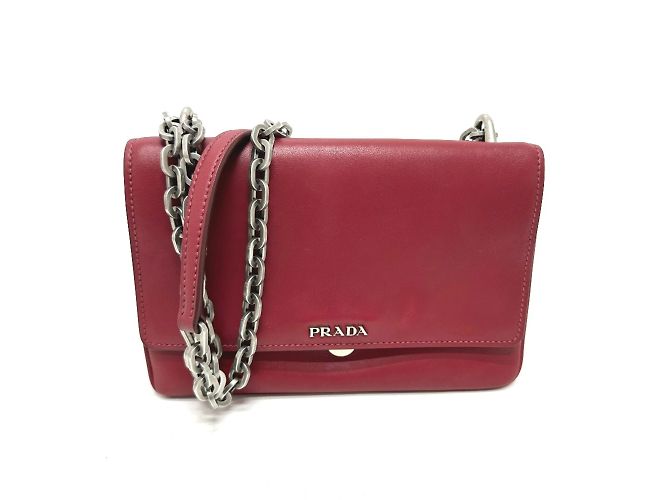 Bolsa de ombro de couro vermelho Prada