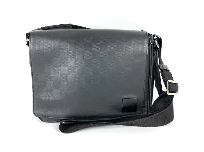 Bolsa transversal Louis Vuitton Damier Infini District PM Preto
