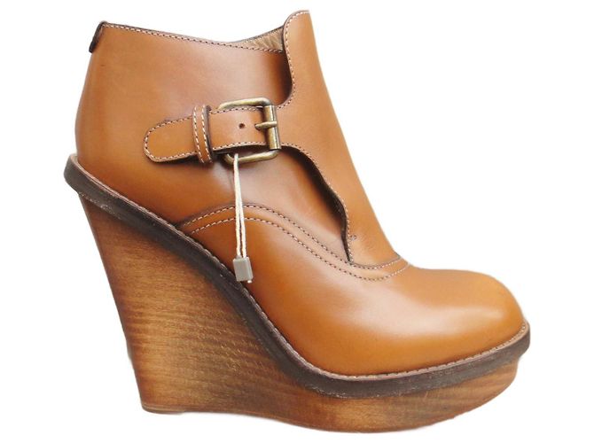 Botas de salto plataforma Chloé em couro marrom claro Castanho claro