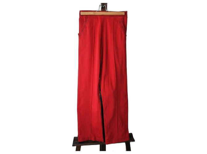 Chanel Pantalones, leggings Roja