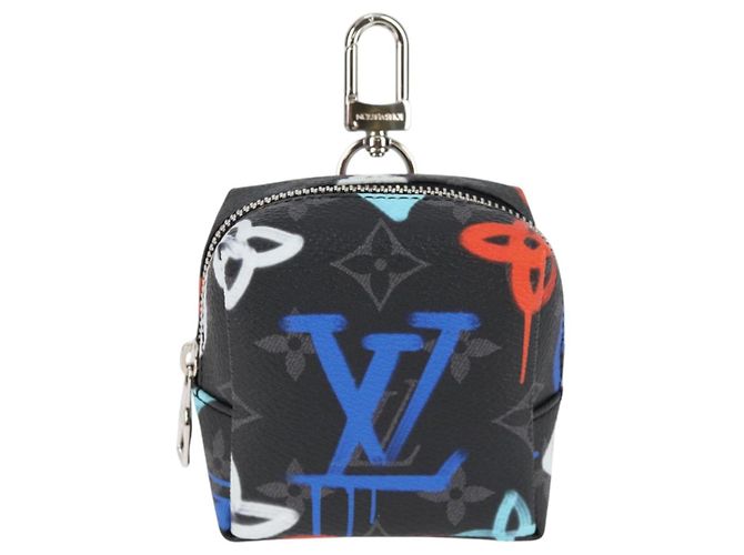 LOUIS VUITTON Éclipse Graffiti Porte-Clés Pouch Carré M00969 Auth 117679AM Monogramme