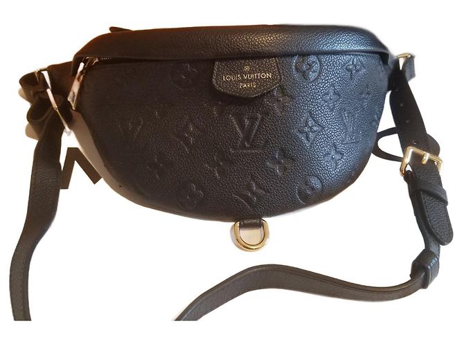 Louis Vuitton Bolsa de cintura com estampa de monograma Preto