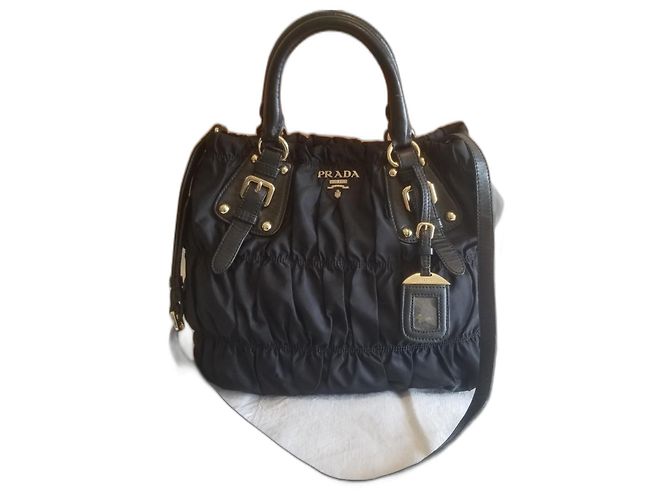 Prada Gaufre Handtasche Schwarz Leinen