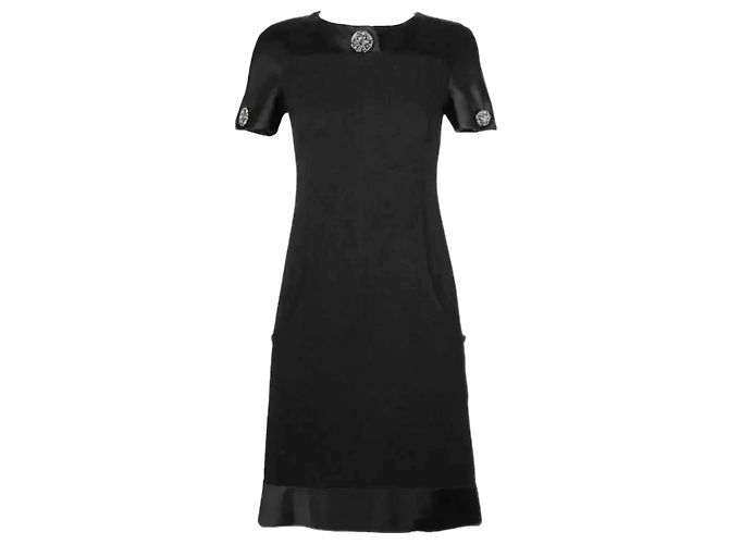 Chanel Schwarzes Kleid mit Gripoix-Knöpfen Grau