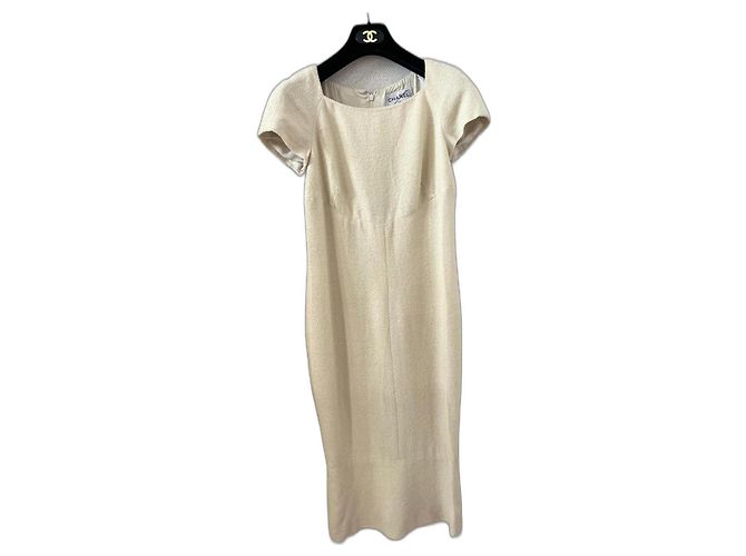 Chanel Moon Pearl Tweed Kleid Weiß