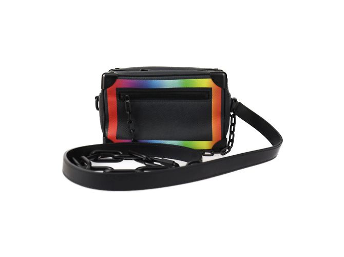 Bolsa de Ombro Mini Soft Trunk Taiga Louis Vuitton Preto Multicor