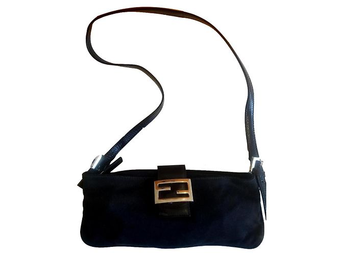 Borsa Fendi Baguette Nera Nero
