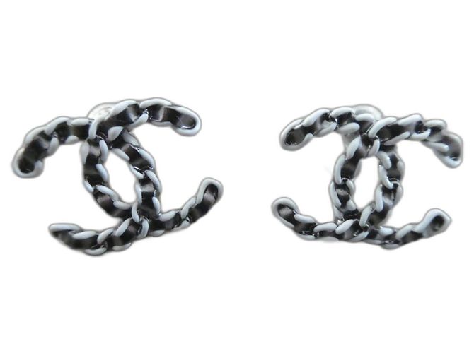 brincos Chanel novos com uma caixa Chanel Multicor