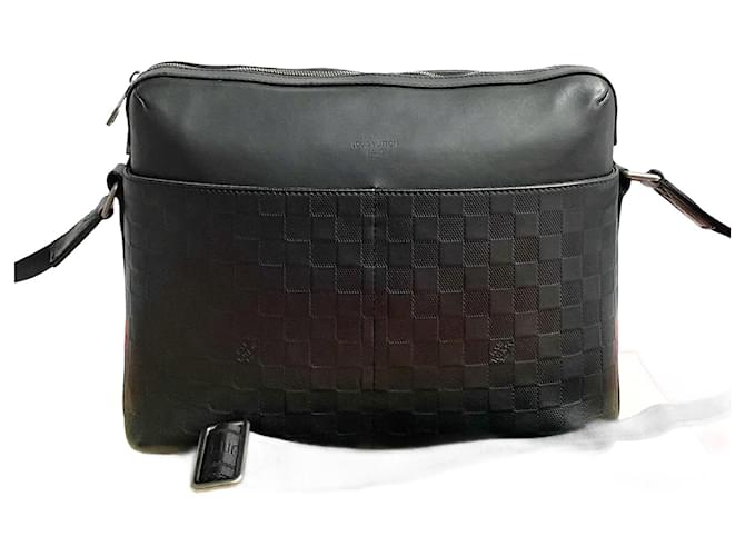Louis Vuitton Calypso MM Damier Infini Leather Shoulder Bag Black  ref.2237237