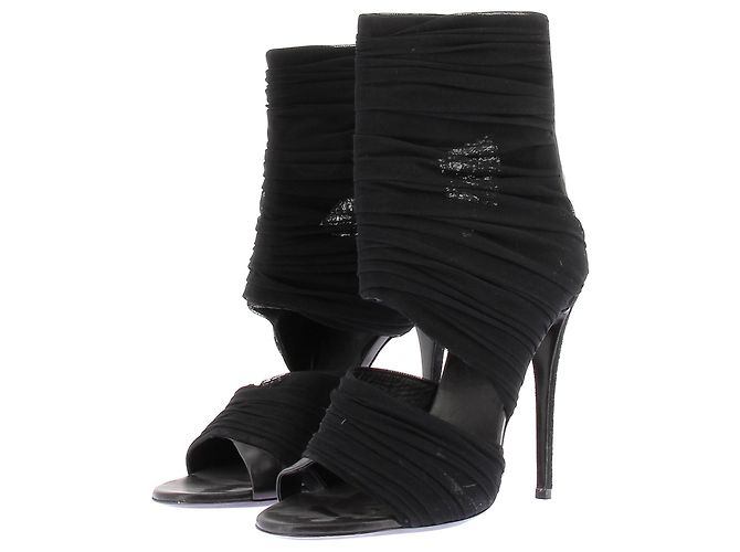 Gianvito Rossi Botines de tacón de tul Negro