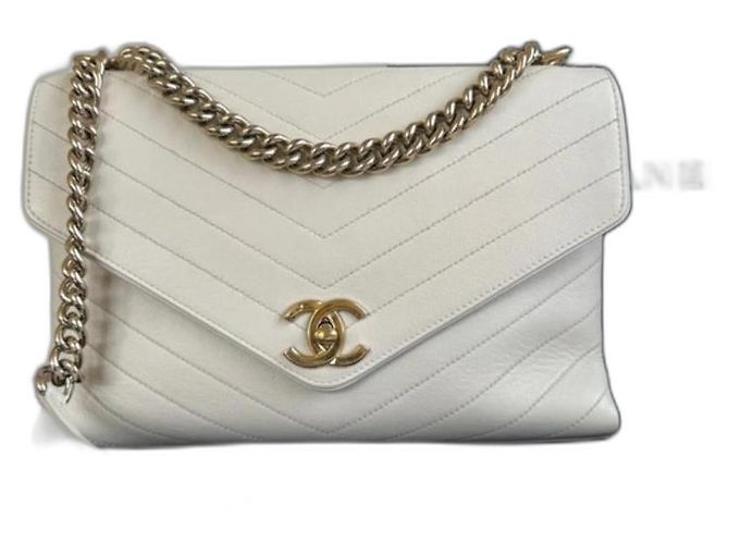 Bolso Chanel Coco Chevron Mediano Blanco Blanco roto