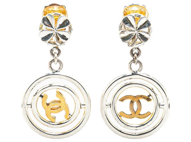 Chanel Silber Silber Kleeblatt CC Clip-On Ohrringe