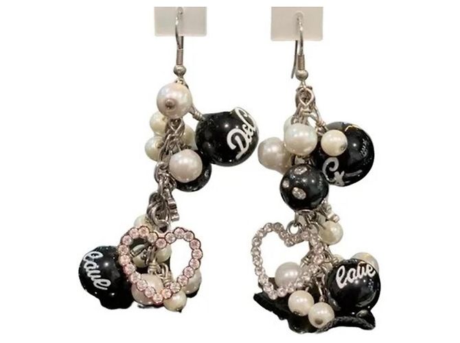 Brincos DOLCE & GABBANA com pérolas brancas e pretas, coração com Swarovski Prata