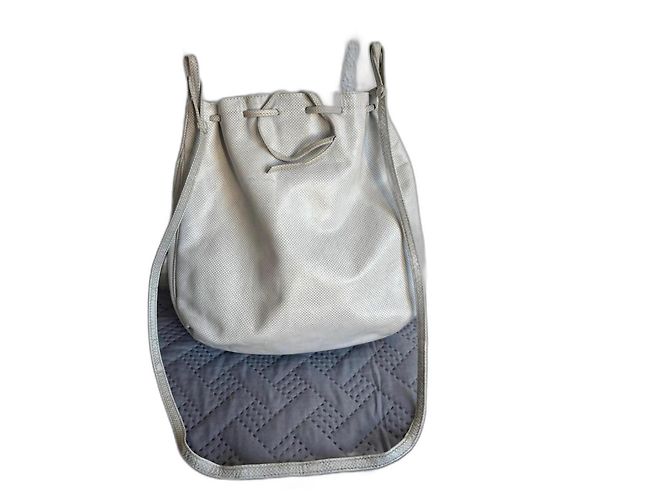Bottega Veneta Handtasche Leder Creme