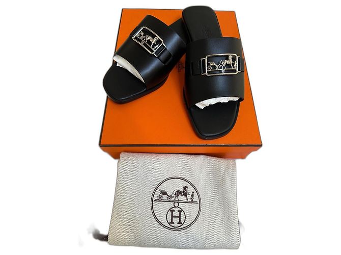 Hermès Villa leather sandals black silver hardware