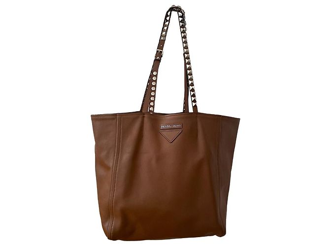 Bolsa shopper Prada de couro marrom cognac