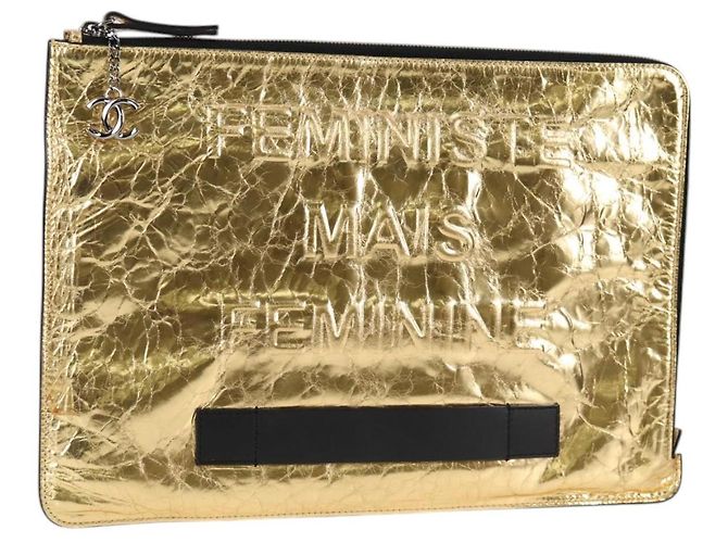 CHANEL Bolsa Clutch de Couro Dourada CC Auth 123083V Dourado