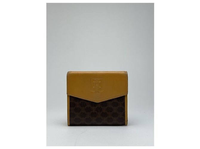 Céline Vintage Celine Leder Monogramm Geldbörse Braun Gelb