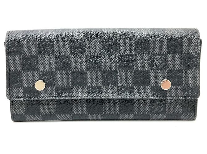 Louis Vuitton Damier Graphite Long Wallet Black