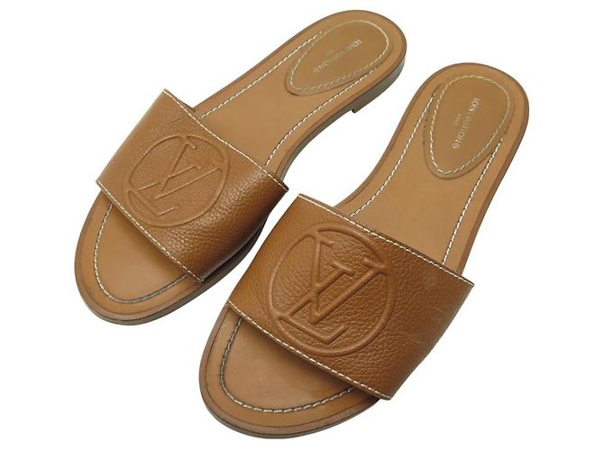LOUIS VUITTON FLACHE MULES LOCK IT 37 CAMEL GRAINLEDER-SANDALEN Kamel