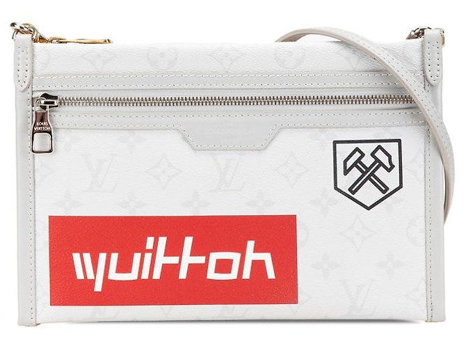 Bolsa de ombro plana Monogram Louis Vuitton M44640 Cinza