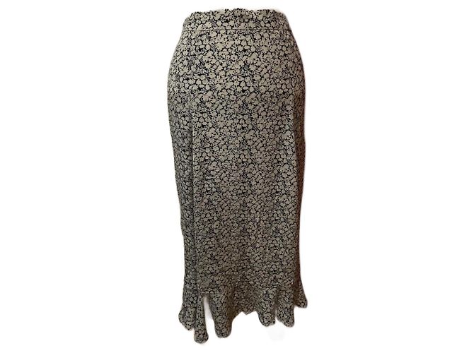 Saia Soeur Preta e Creme de Viscose com Babado Preto Cru
